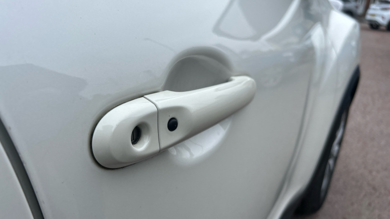 Nissan Juke 1.6 Tekna 5dr Xtronic Petrol Hatchback